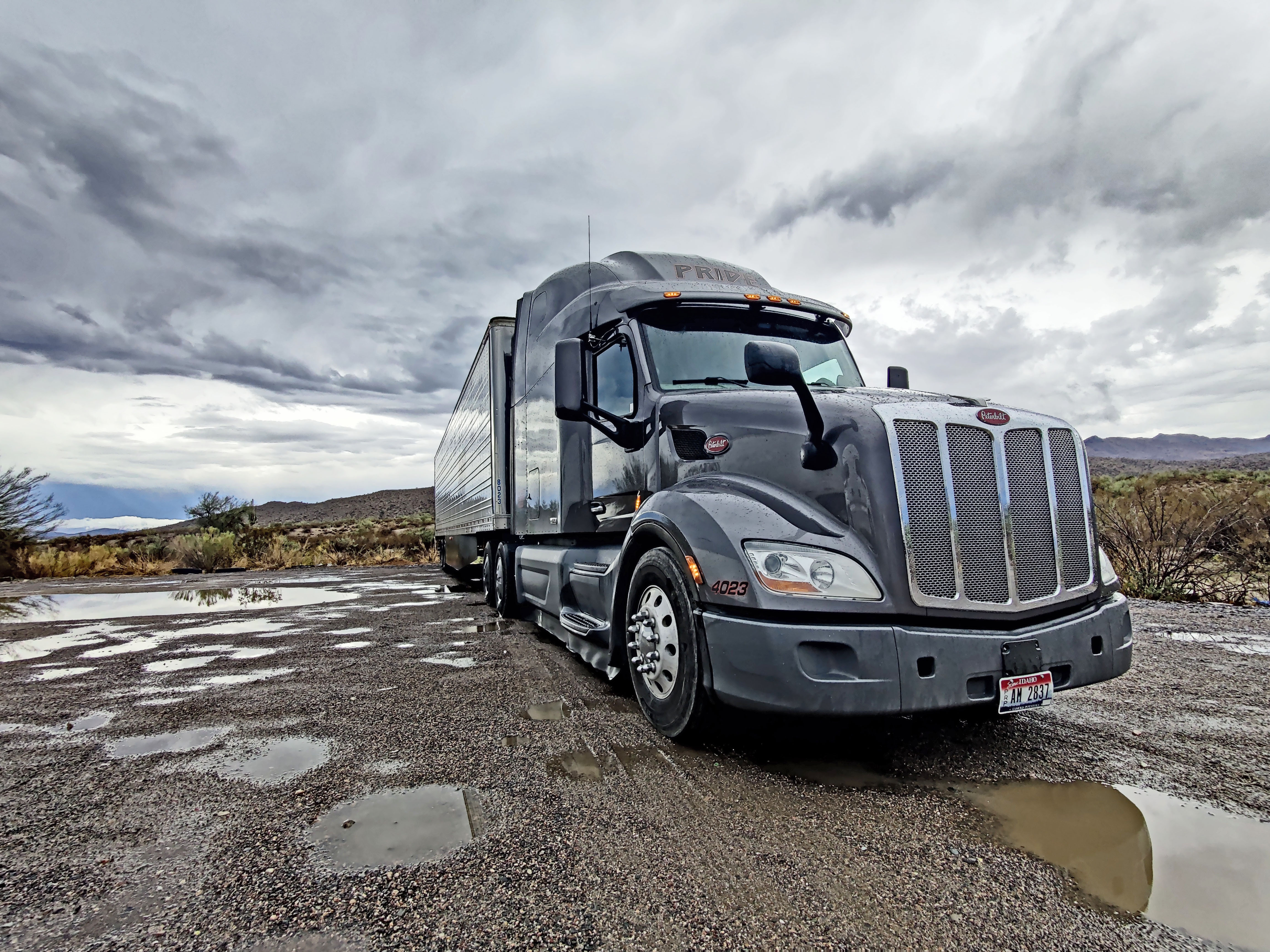 Trucking Essentials: What do Truckers Need to Have on the Road