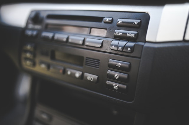 radio in car