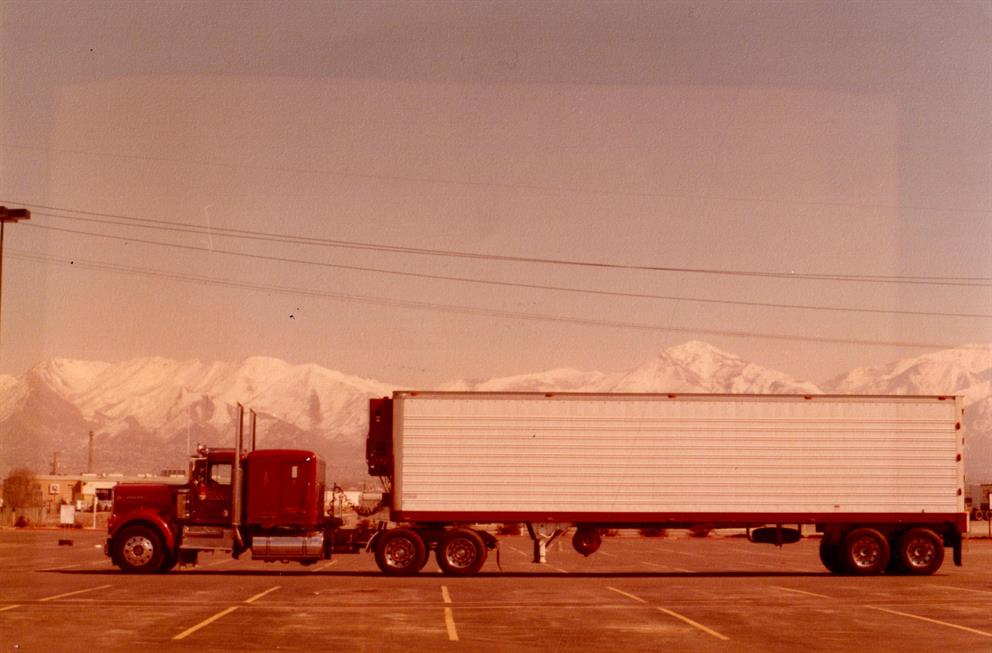 Pride of England semi truck